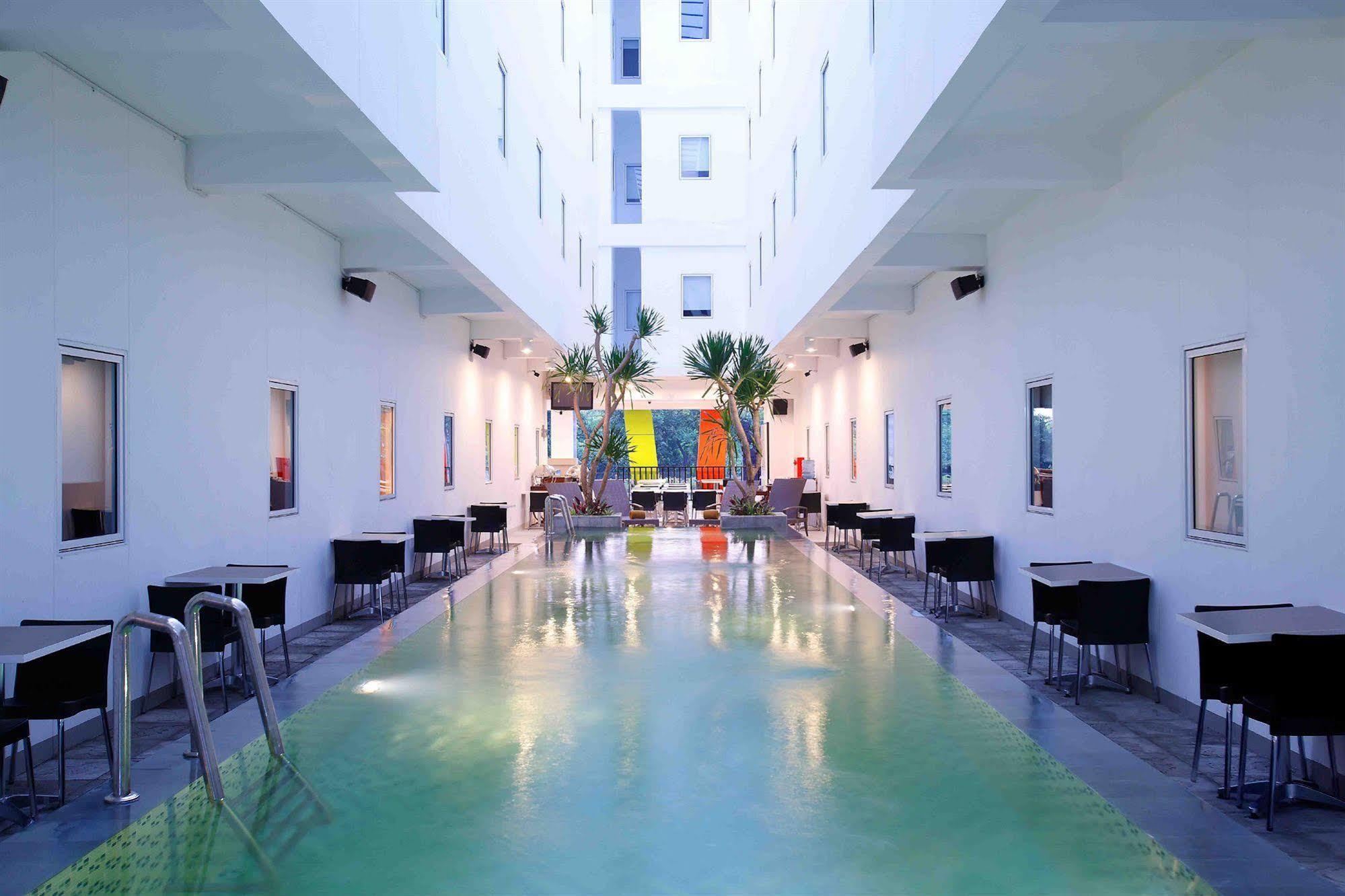 Amaris Hotel Sunset Road - Bali Kuta Lombok Dış mekan fotoğraf