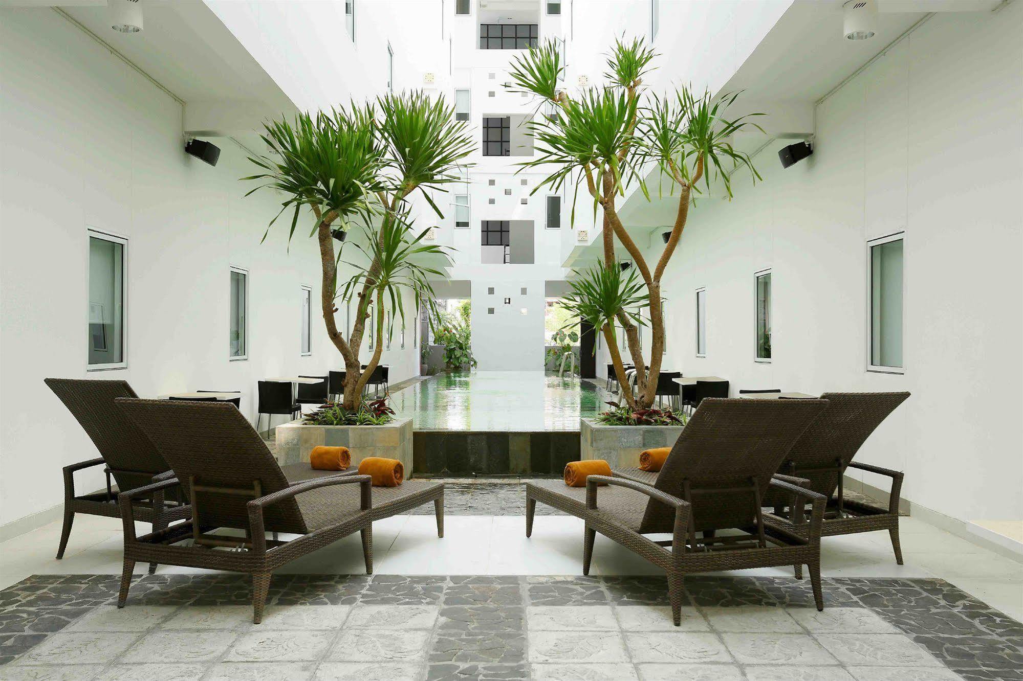 Amaris Hotel Sunset Road - Bali Kuta Lombok Dış mekan fotoğraf